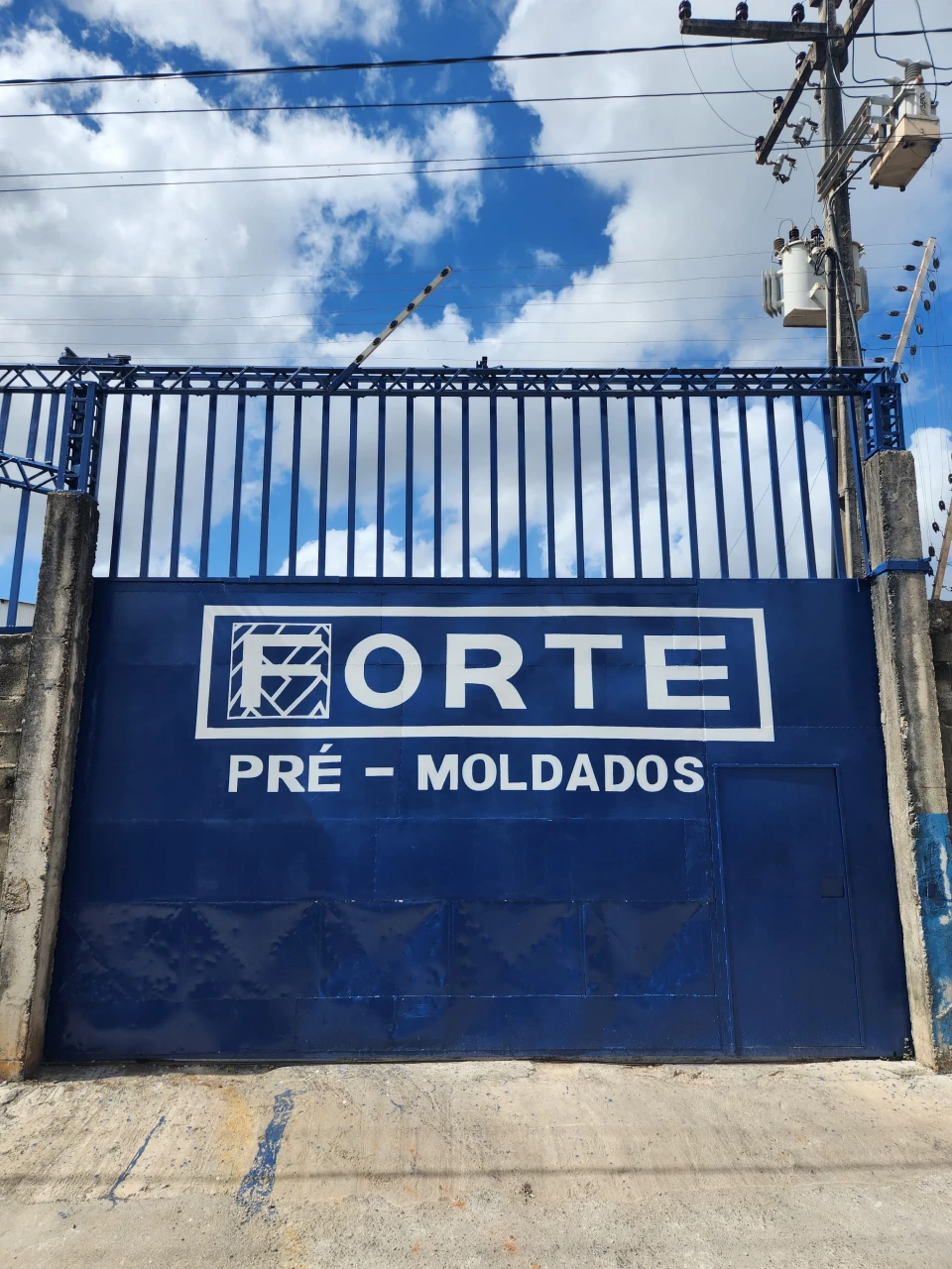 Fachada da Forte Pré-Moldados